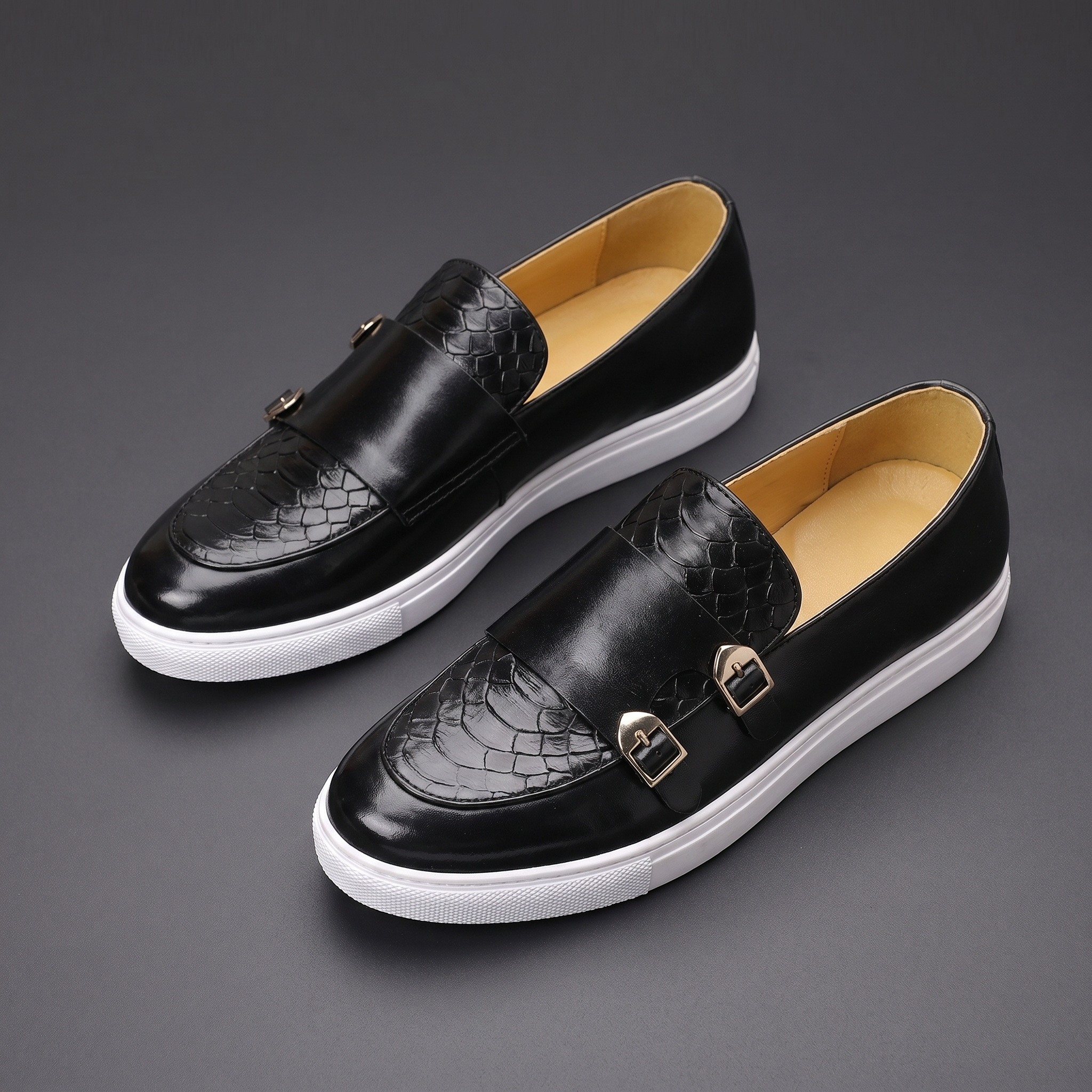 Douglas Loafer