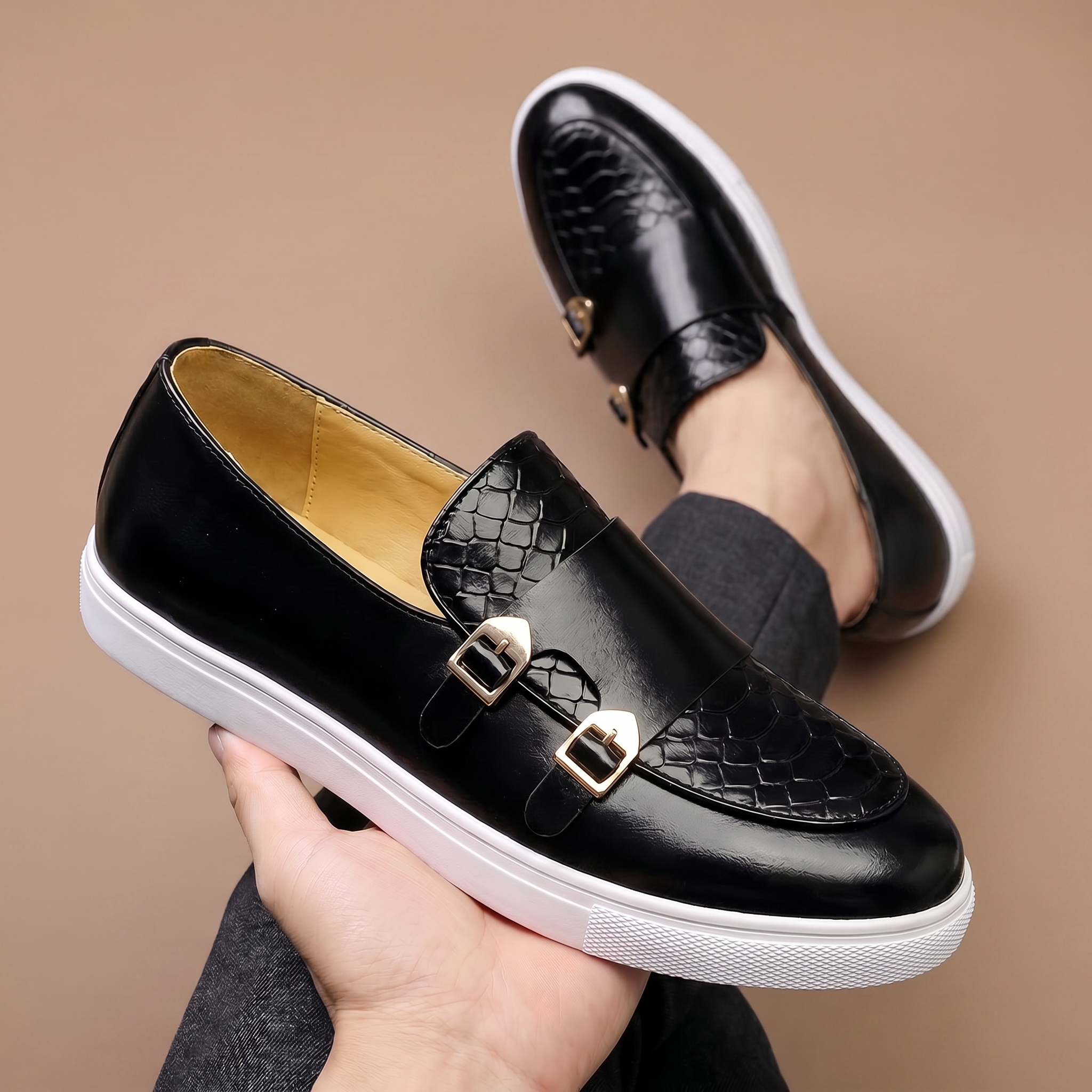 Douglas Loafer