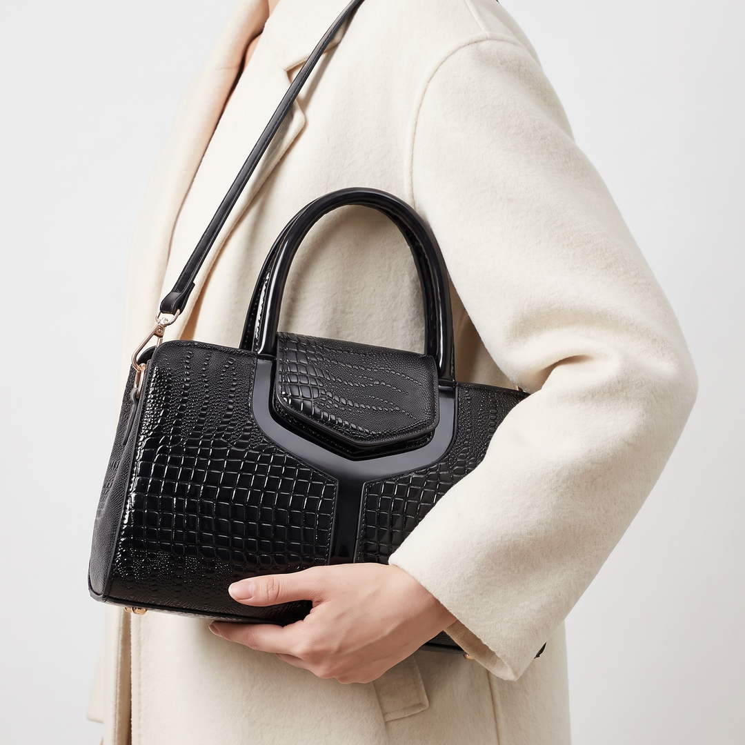 Eldora Tote